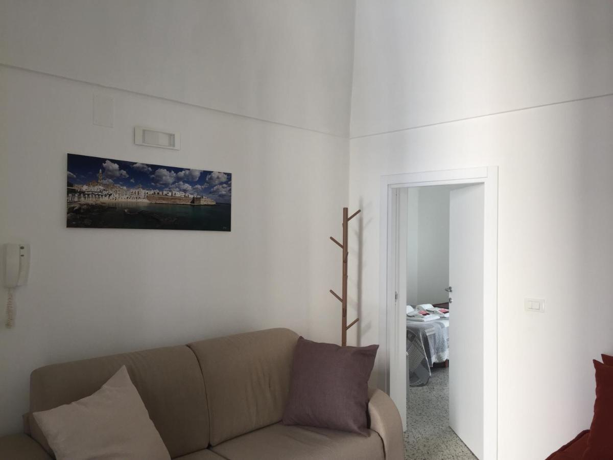 Donna Nina - Via San Martino 62 Apartment Monopoli Bagian luar foto