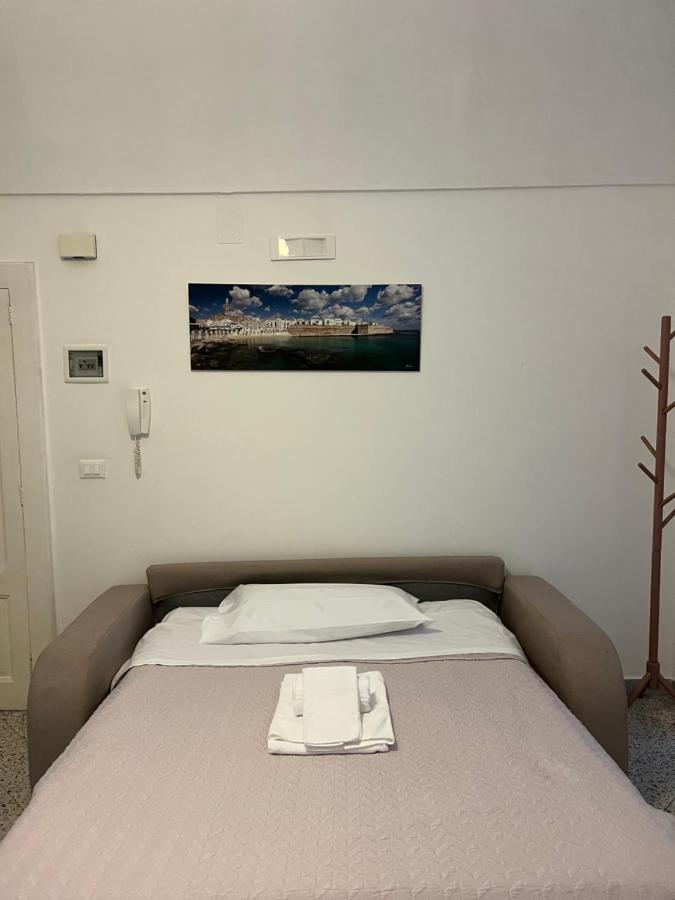 Donna Nina - Via San Martino 62 Apartment Monopoli Bagian luar foto